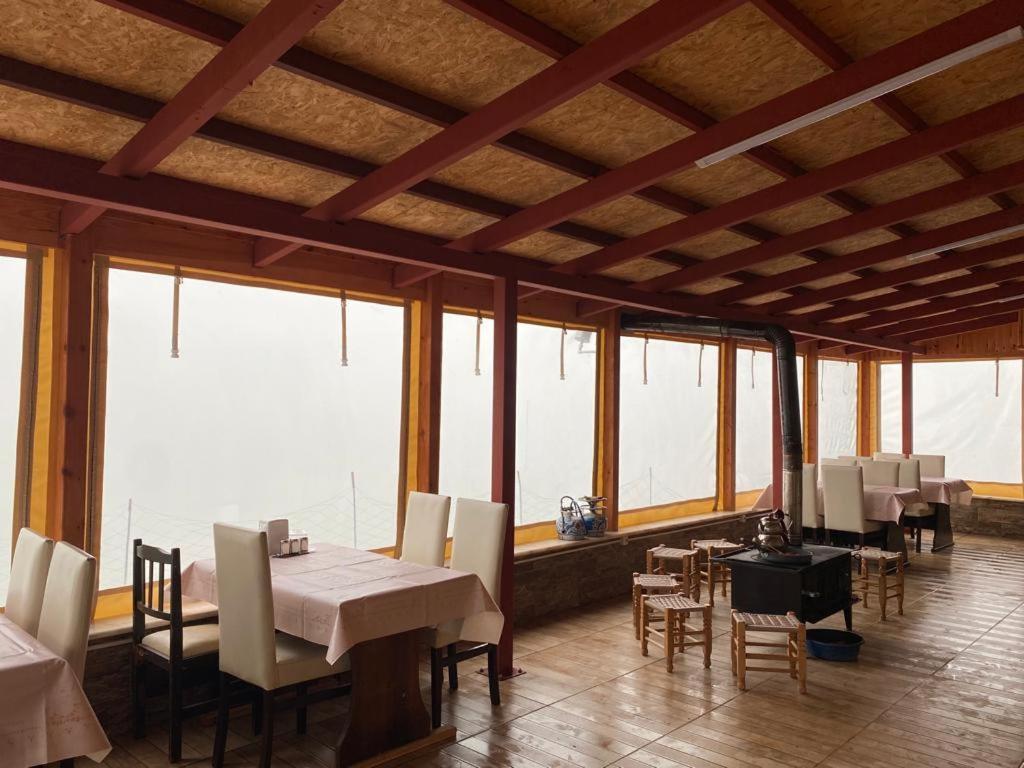 Avusor Mola Cafe Ve Pansiyon Camlihemsin ภายนอก รูปภาพ